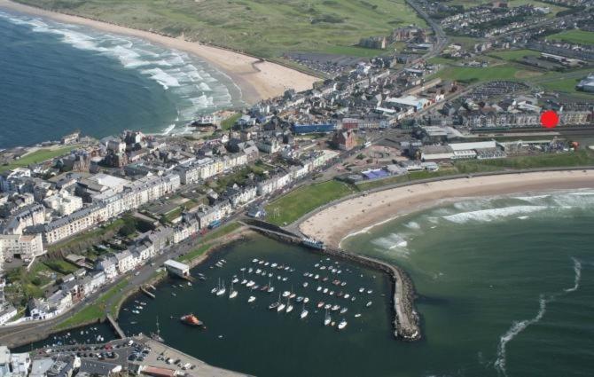 4 Golf Terrace - By The Sea Apartment Portrush