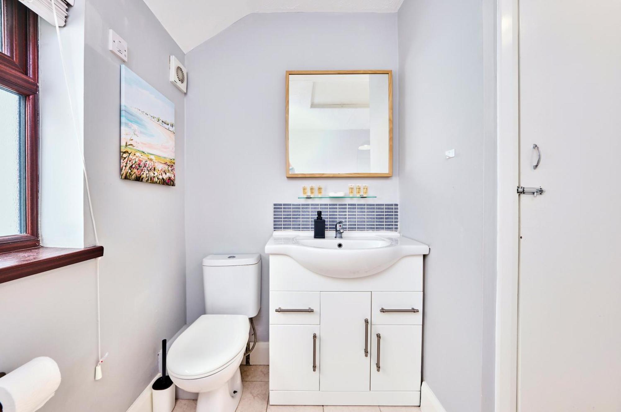 4 Golf Terrace - By The Sea Apartment Portrush